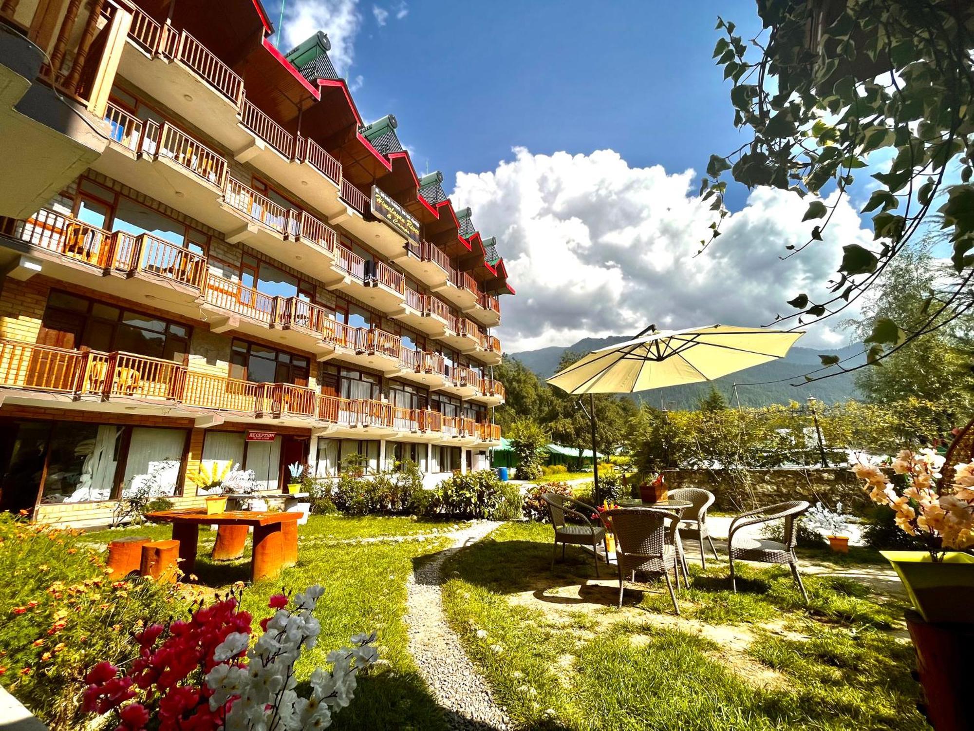 Himalayan Fort Resort, Manali - ! Riverside Property !! Big Lawn With Bonfire !! Best Selling !! Scenic River & Mountais View !! Big Parking !! Luxury Balcony Rooms !! Playing Zone !! Property Of The Year ! M 98160-43600 Luaran gambar