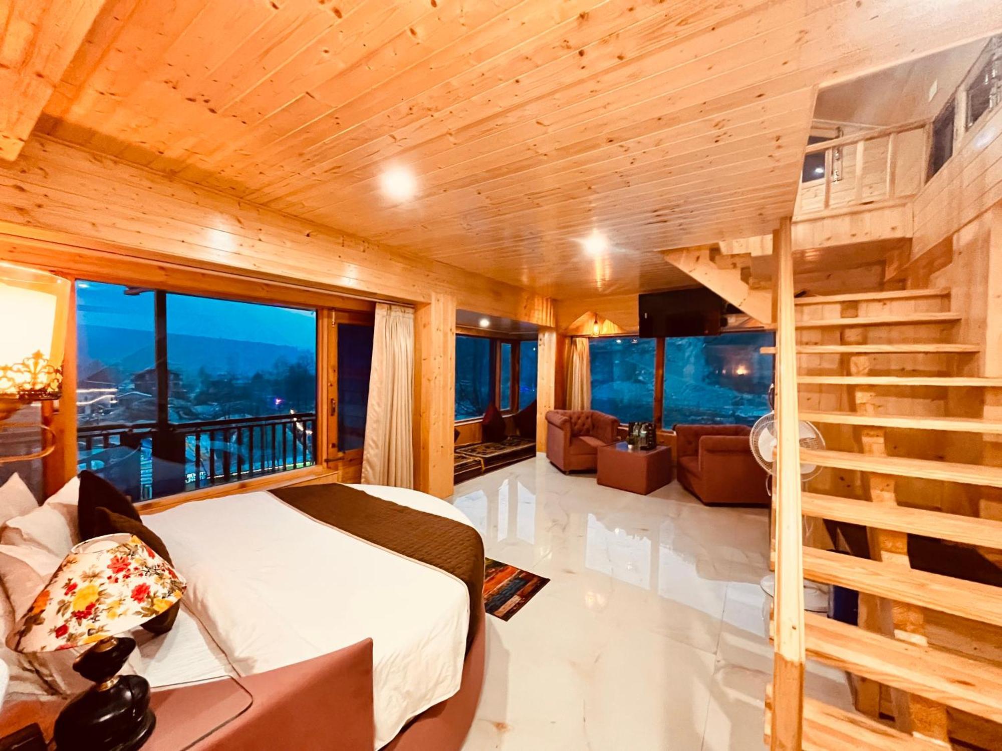 Himalayan Fort Resort, Manali - ! Riverside Property !! Big Lawn With Bonfire !! Best Selling !! Scenic River & Mountais View !! Big Parking !! Luxury Balcony Rooms !! Playing Zone !! Property Of The Year ! M 98160-43600 Luaran gambar